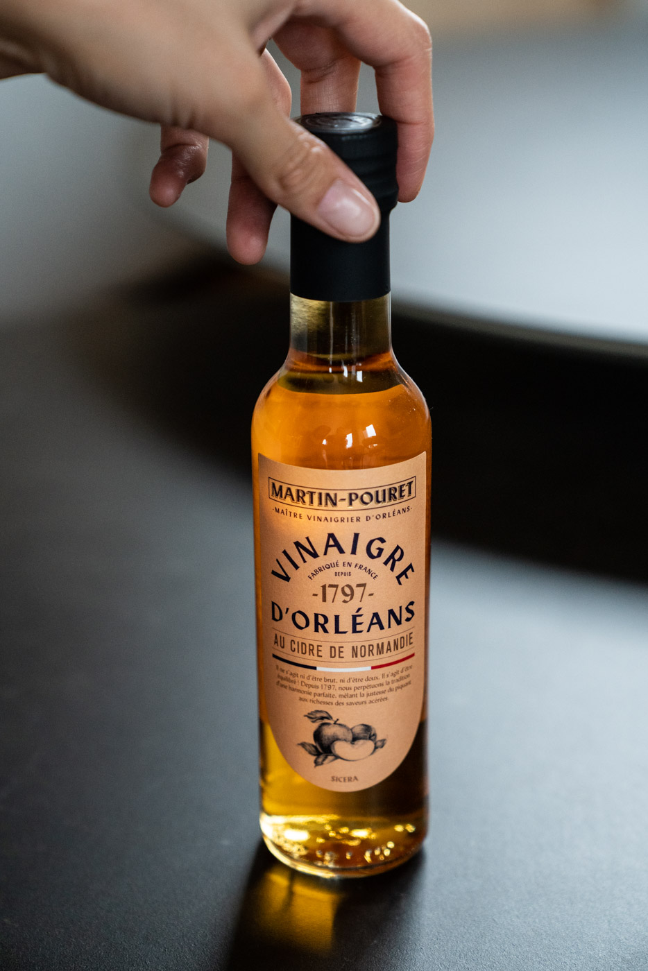 martin-pouret-vinaigre-de-cidre-de-normandie-25cl-2 image 1