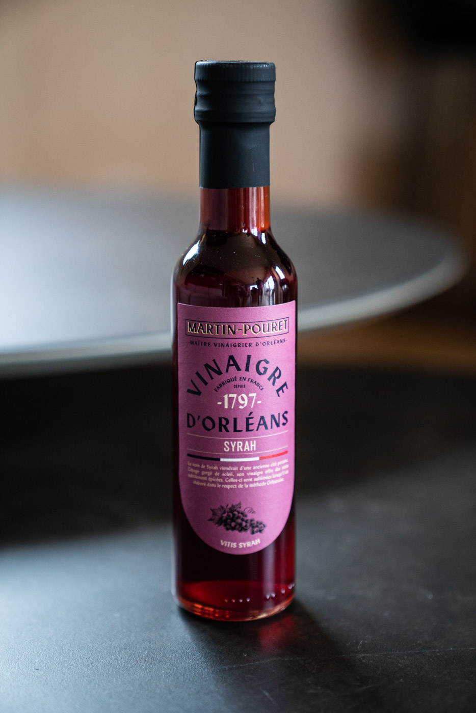martin-pouret-vinaigre-de-raisin-syrah-25cl image 1