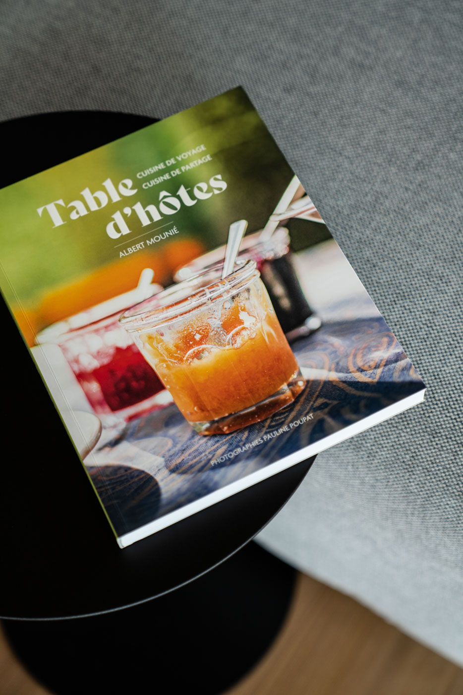 martin-pouret-livre-table-d-h-tes-cuisine-de-voyage-cuisine-de-partage image 1